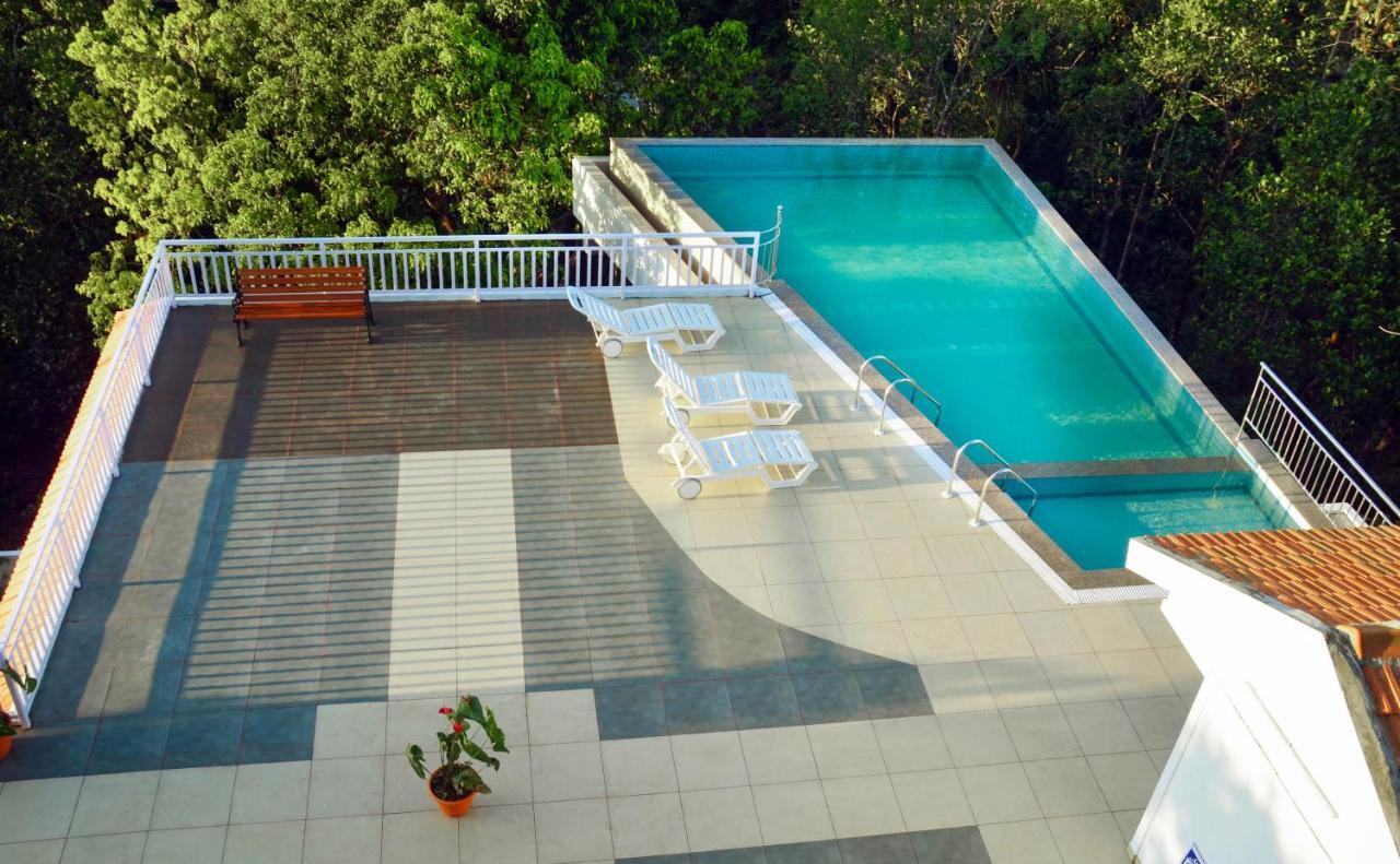 Chillax Vagamon Hotel Exterior foto